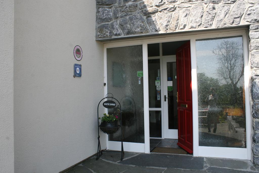 Carrowntober House B & B Oughterard Exteriör bild
