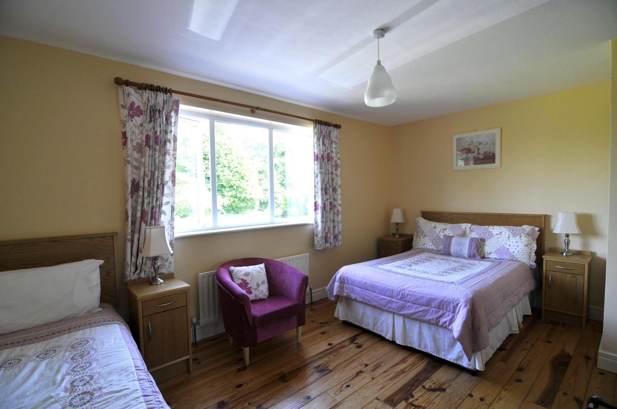 Carrowntober House B & B Oughterard Exteriör bild