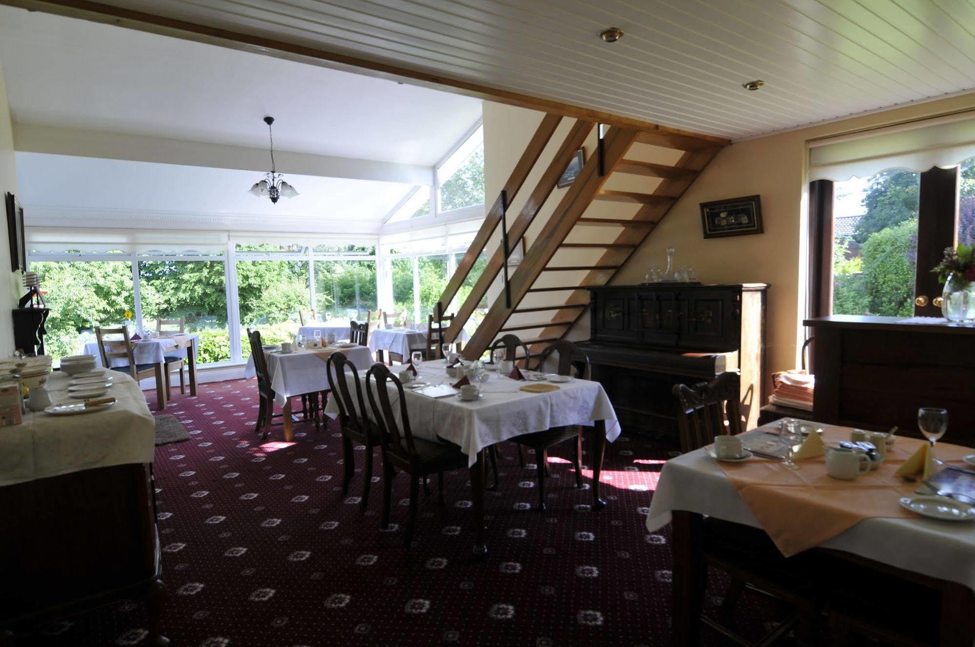 Carrowntober House B & B Oughterard Exteriör bild