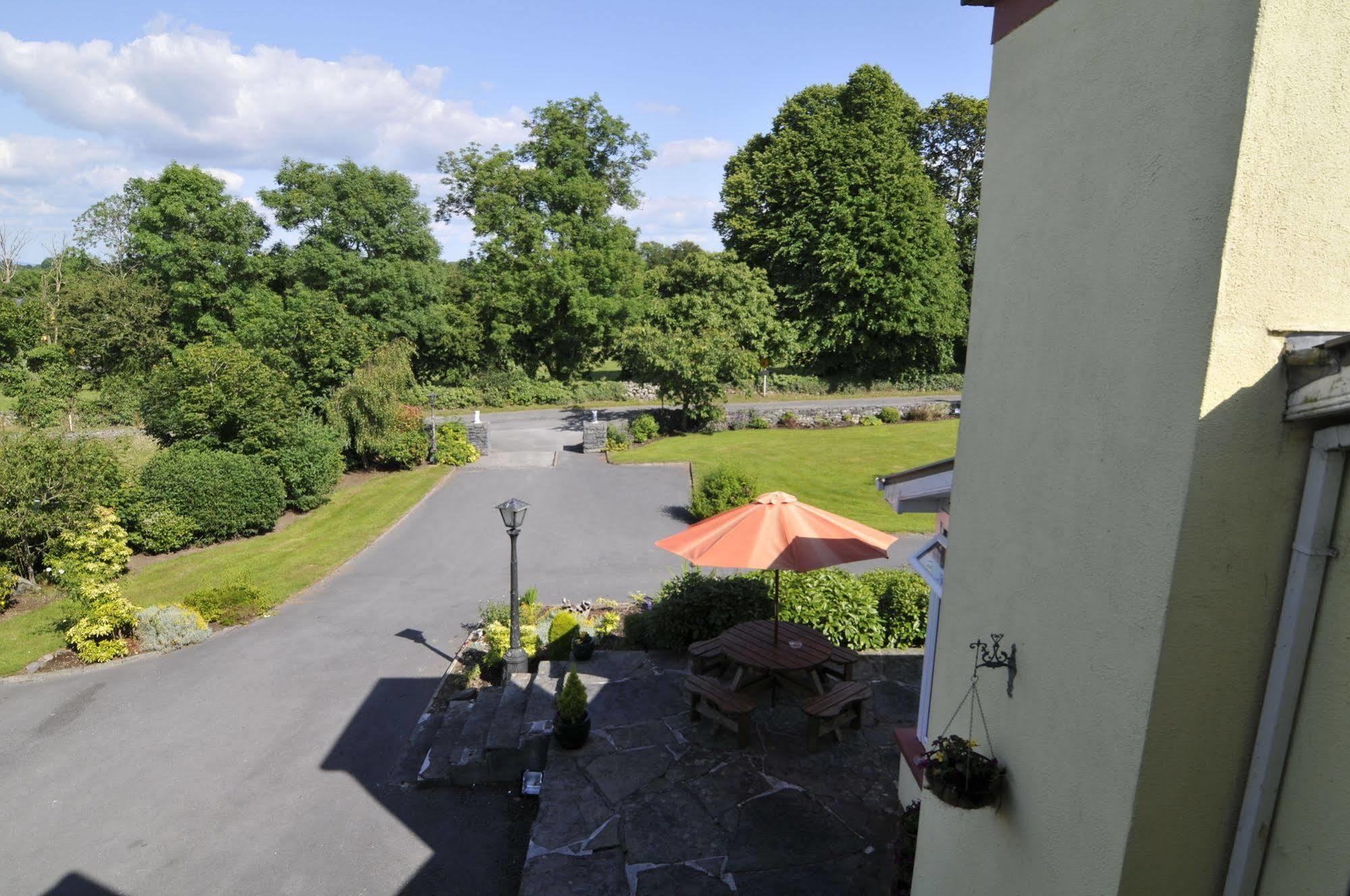 Carrowntober House B & B Oughterard Exteriör bild