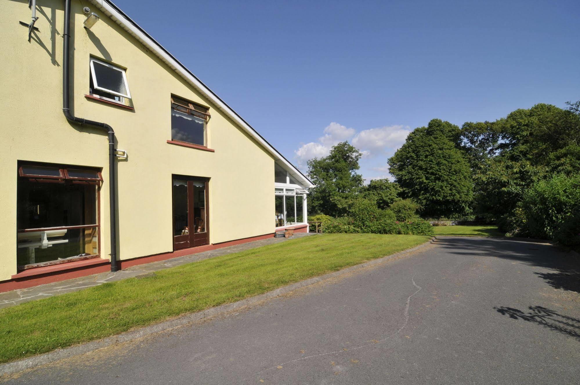 Carrowntober House B & B Oughterard Exteriör bild